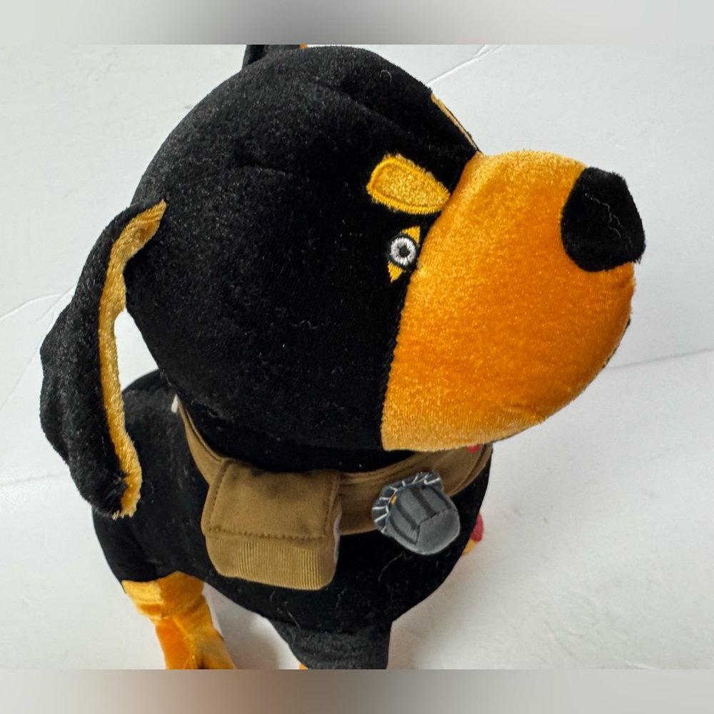 Disney Store Pixar UP Movie
Talking BETA Rottweiler Dog Plush
17" Talking - Picture 7 of 9